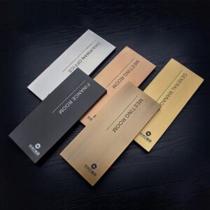 שלט נירוסטה משרדי