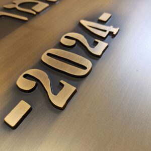 Alternative view of שילוט בניינים עבור חברת יוסי אברהמי